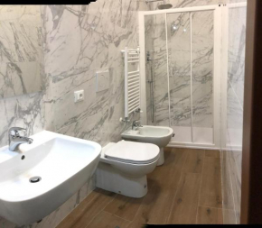 TINTORETTO 4, 3 GRANDI CAMERE DA LETTO, 2 BAGNI
